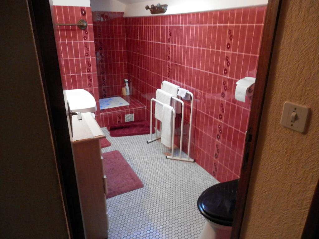Chambres D'Hotes Chez Pascaline Ispoure Ruang foto