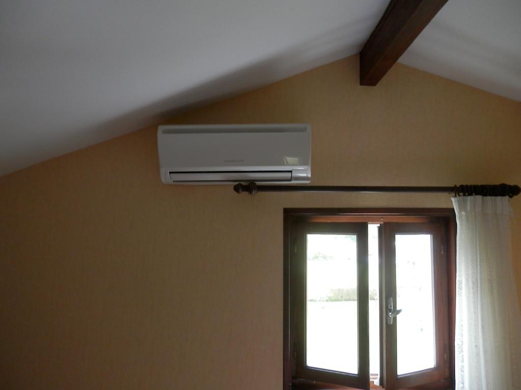 Chambres D'Hotes Chez Pascaline Ispoure Ruang foto